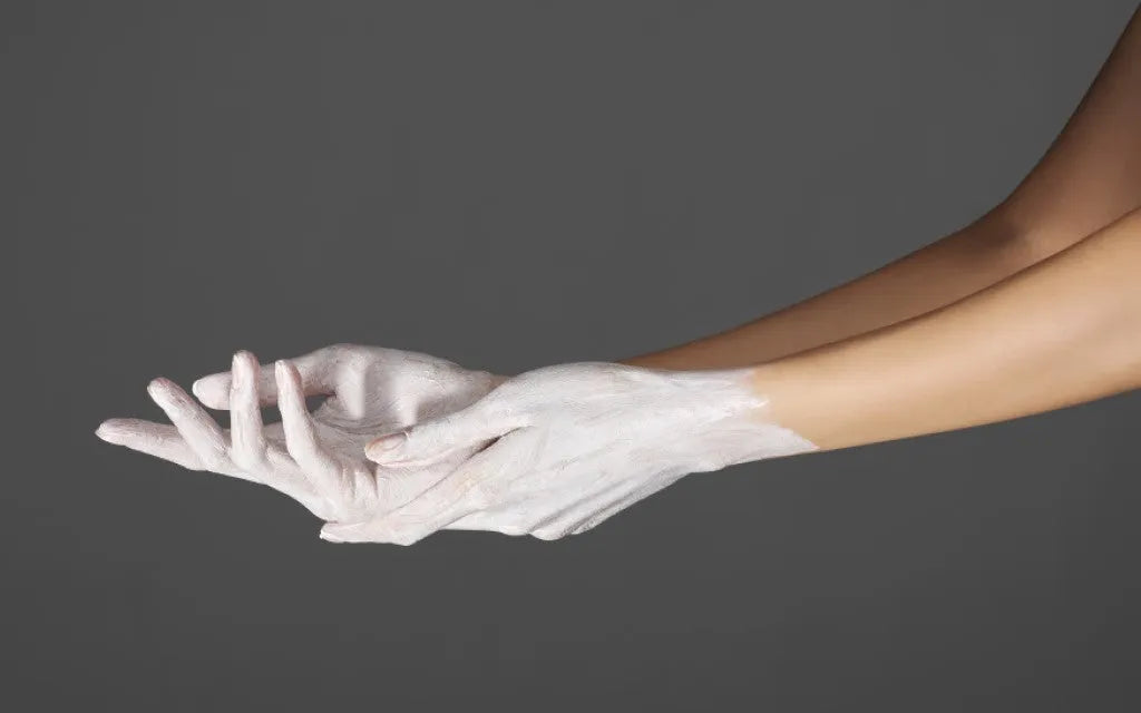 LAGOM WHITE KAOLIN MUD MASK - MOQ 50