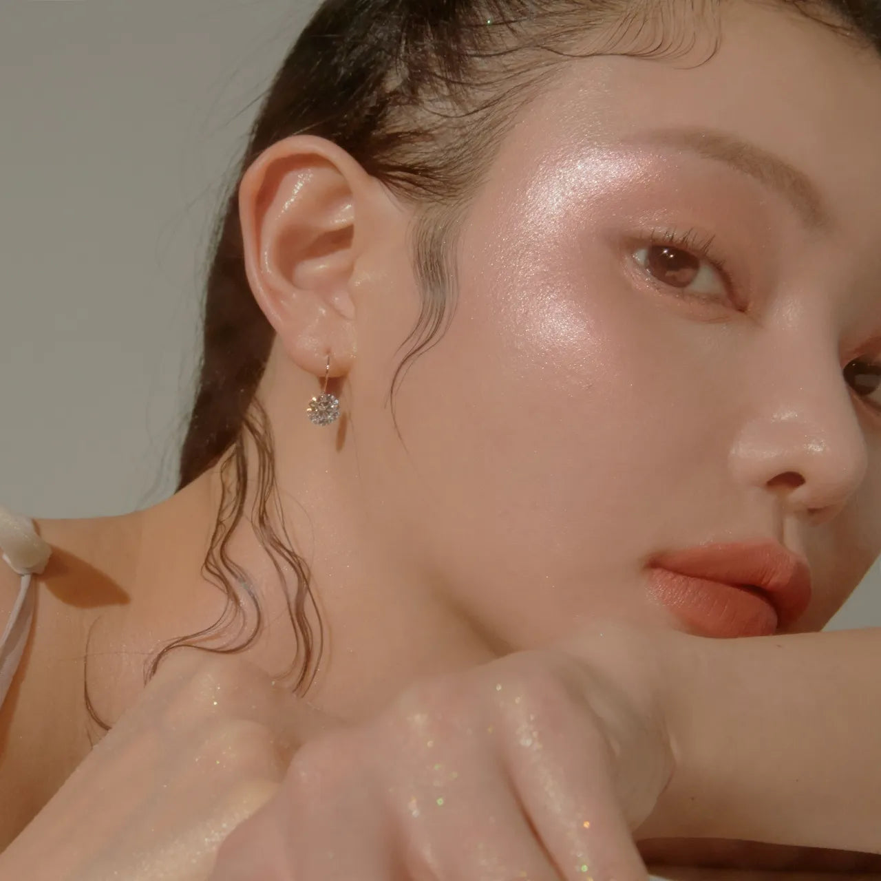 Like A Shadow #black Swan - MOQ 400