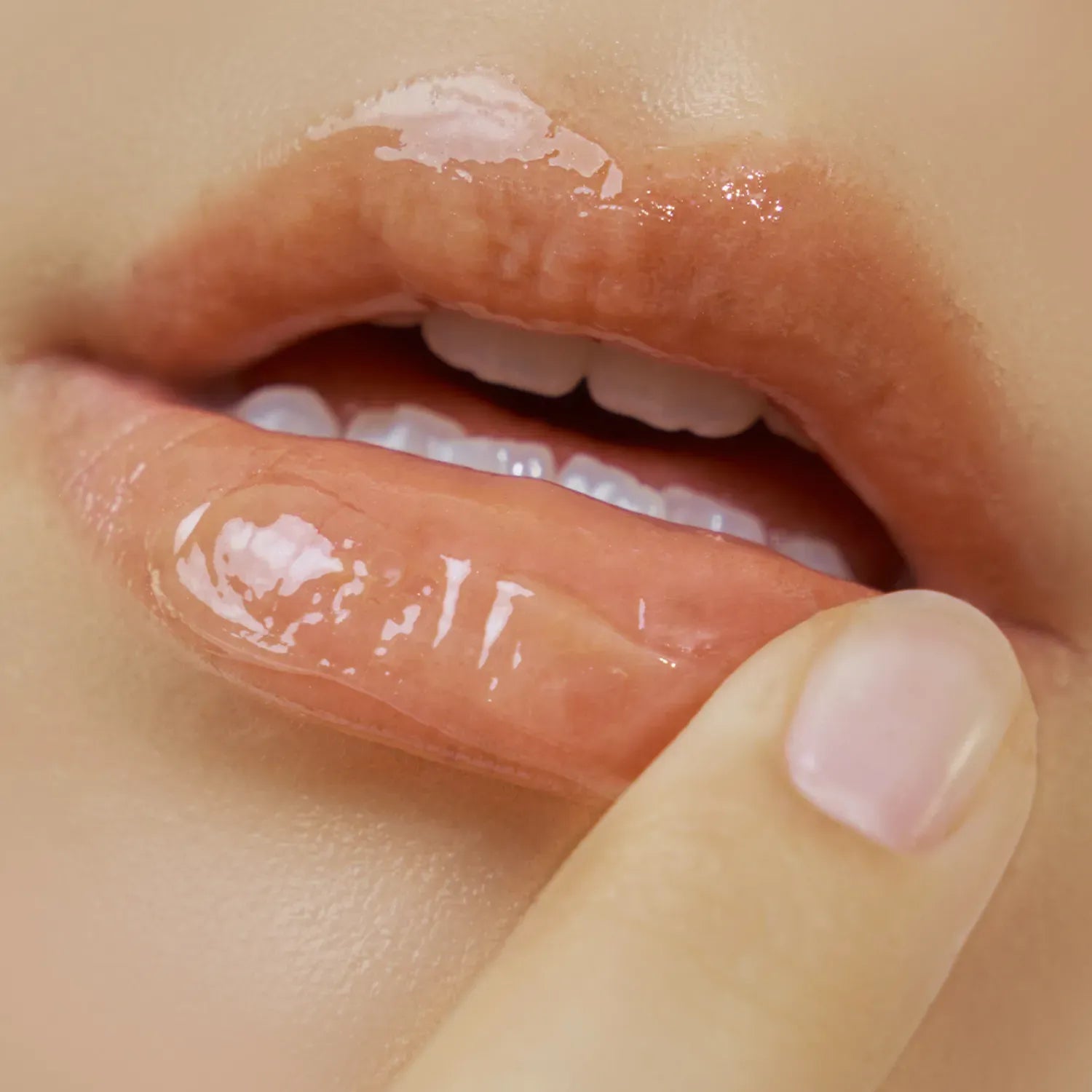 Mango Seed Butter Lip Essence - MOQ 80