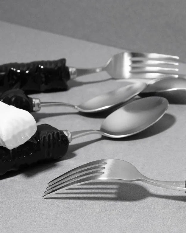 Padding Cutlery 2 Colors