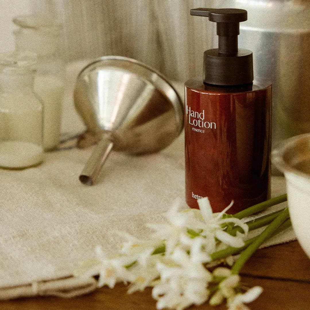 Perfume Essence Hand Lotion - Bombshell - MOQ 20