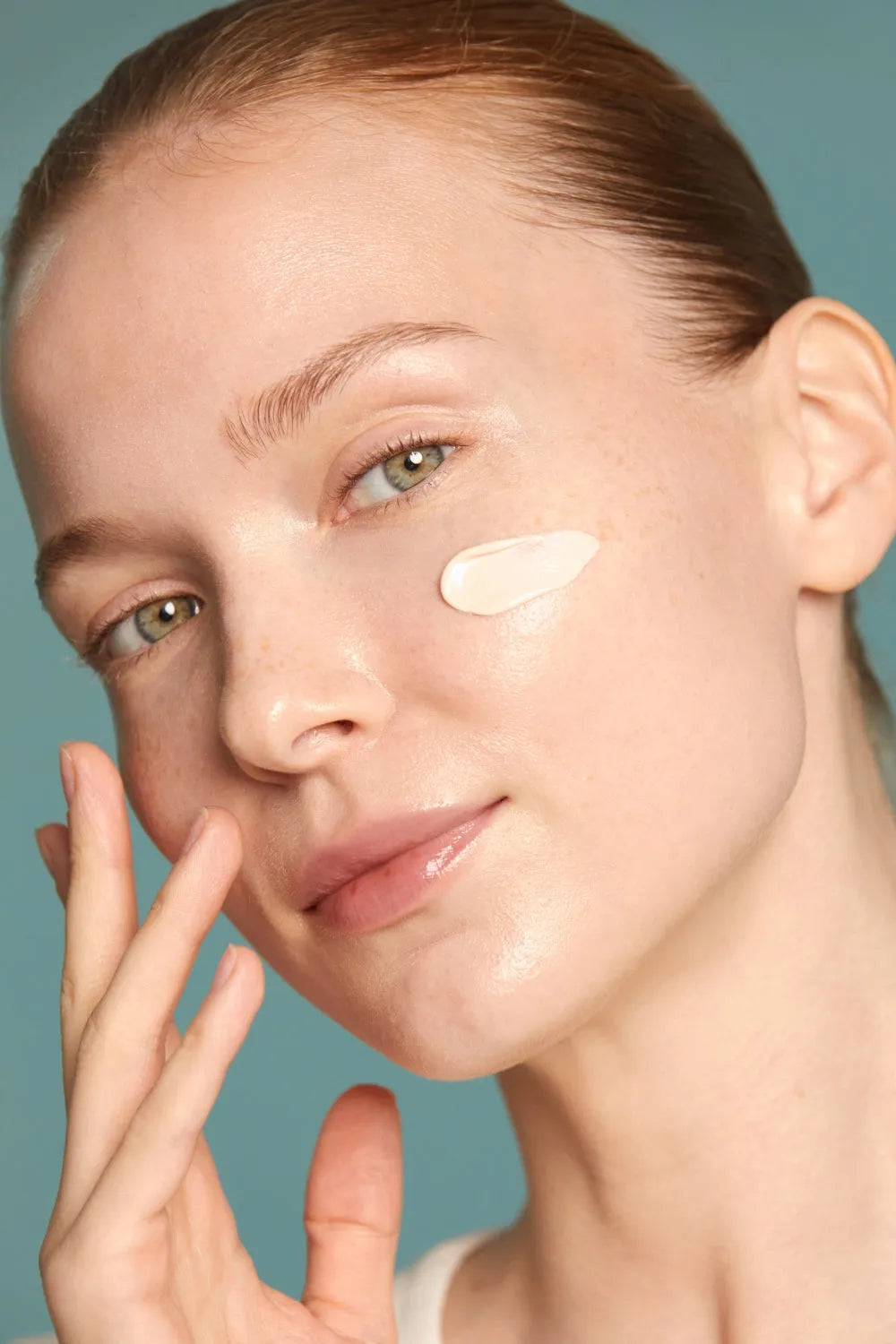 Skin Tint Essence SPF 50+ PA++++ - MOQ 12