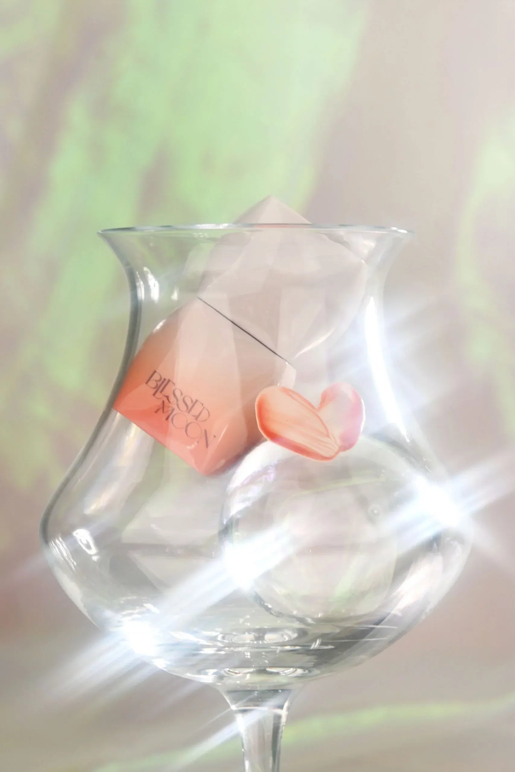 Veil Melting Glass Highlighter 01 Diamond Dust - MOQ 160