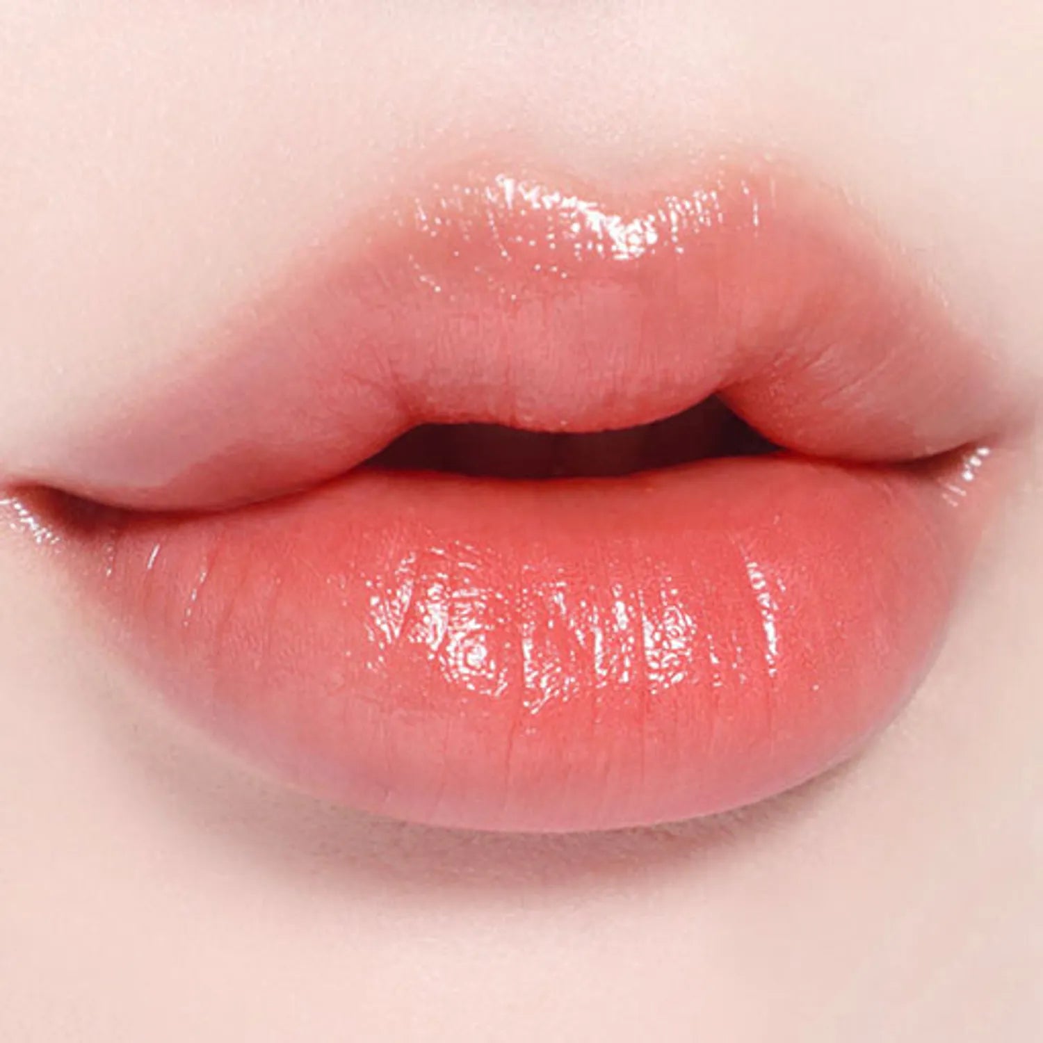 Banila Co B.by BANILA Glow Veil Lipstick CR01 Sugar Coral