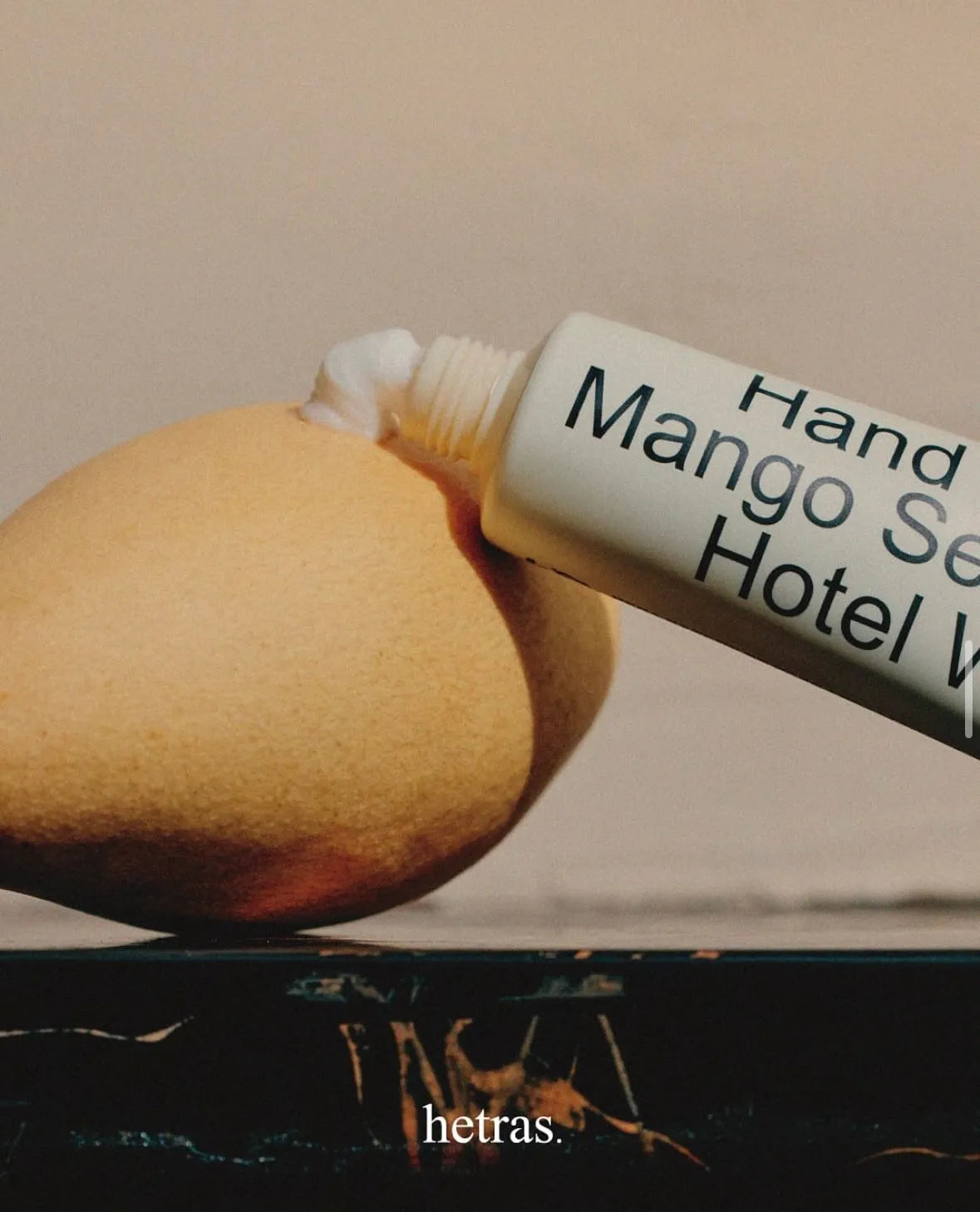 hetras. Perfumed Mango Seed Butter Hand Cream - Hotel Wood - MOQ 80