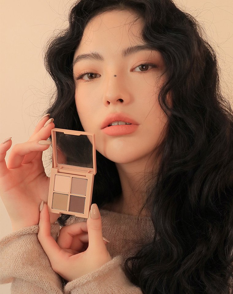 3CE MINI MULTI EYE COLOR PALETTE #FLAT CALL