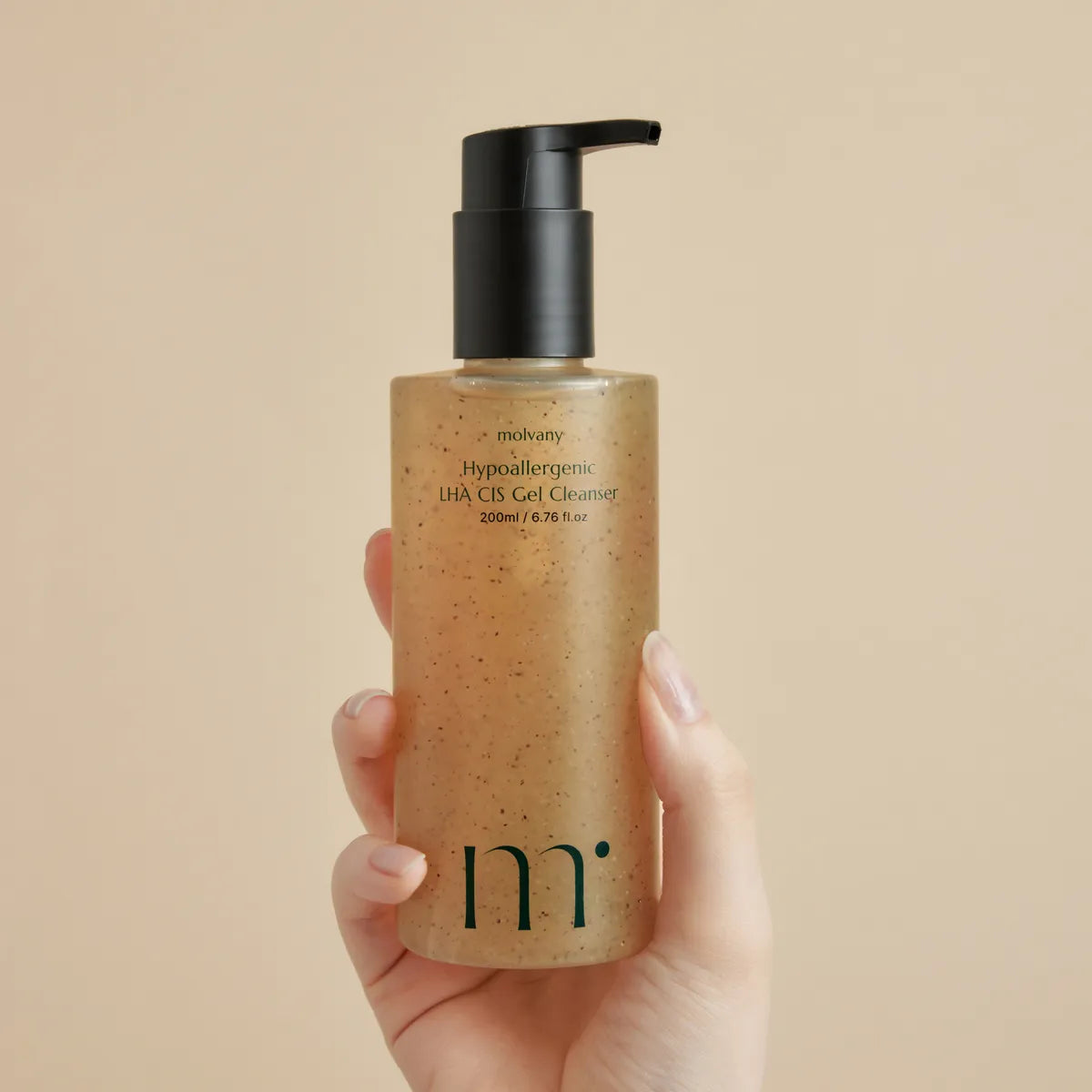 molvany Hypoallergenic LHA CIS Gel Cleanser