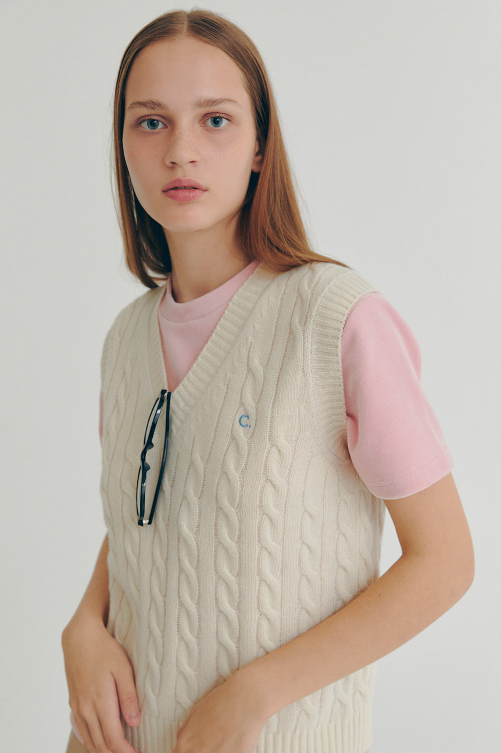 Cable Wool V-Neck Vest - Ivory