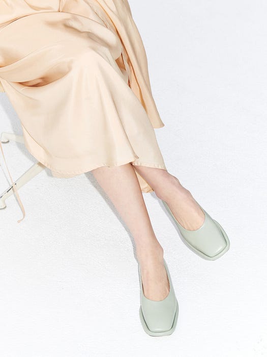 Piping Flat Shoes