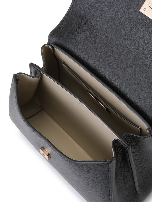Kalmia Tote Bag 26