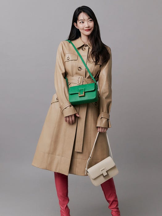Illian Shoulder Bag 21