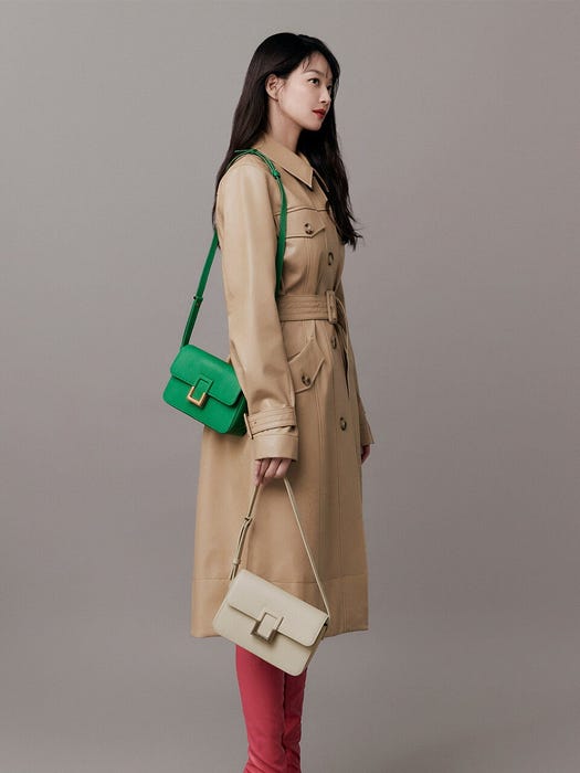 Illian Shoulder Bag 21