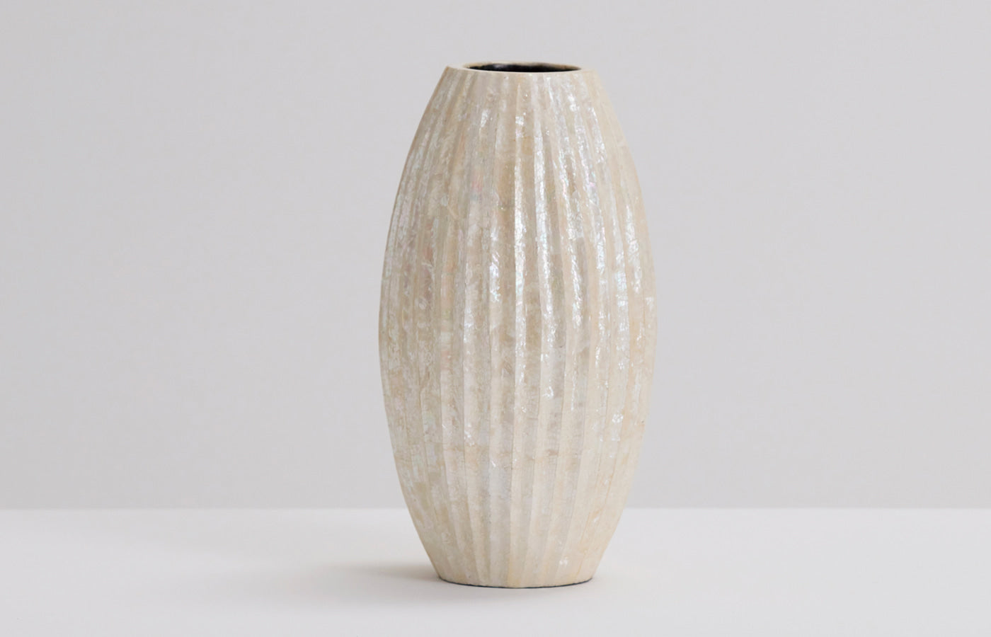 OBJECT VASE - 19